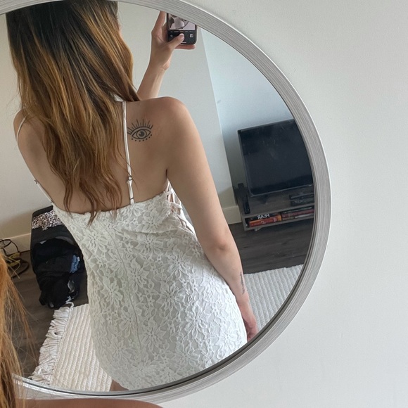 White lace summer dress 🤍 - Picture 3 of 3